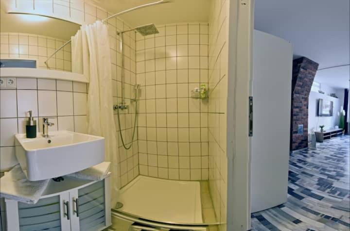 Moderne Wohnung Schwarzwald - In Bester Lage Direkt Am Fluss Bad Wildbad Zewnętrze zdjęcie